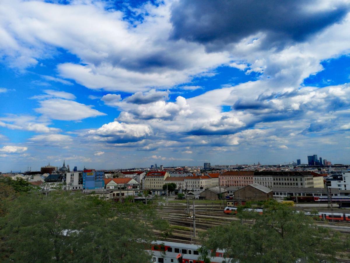 Adonis Wien